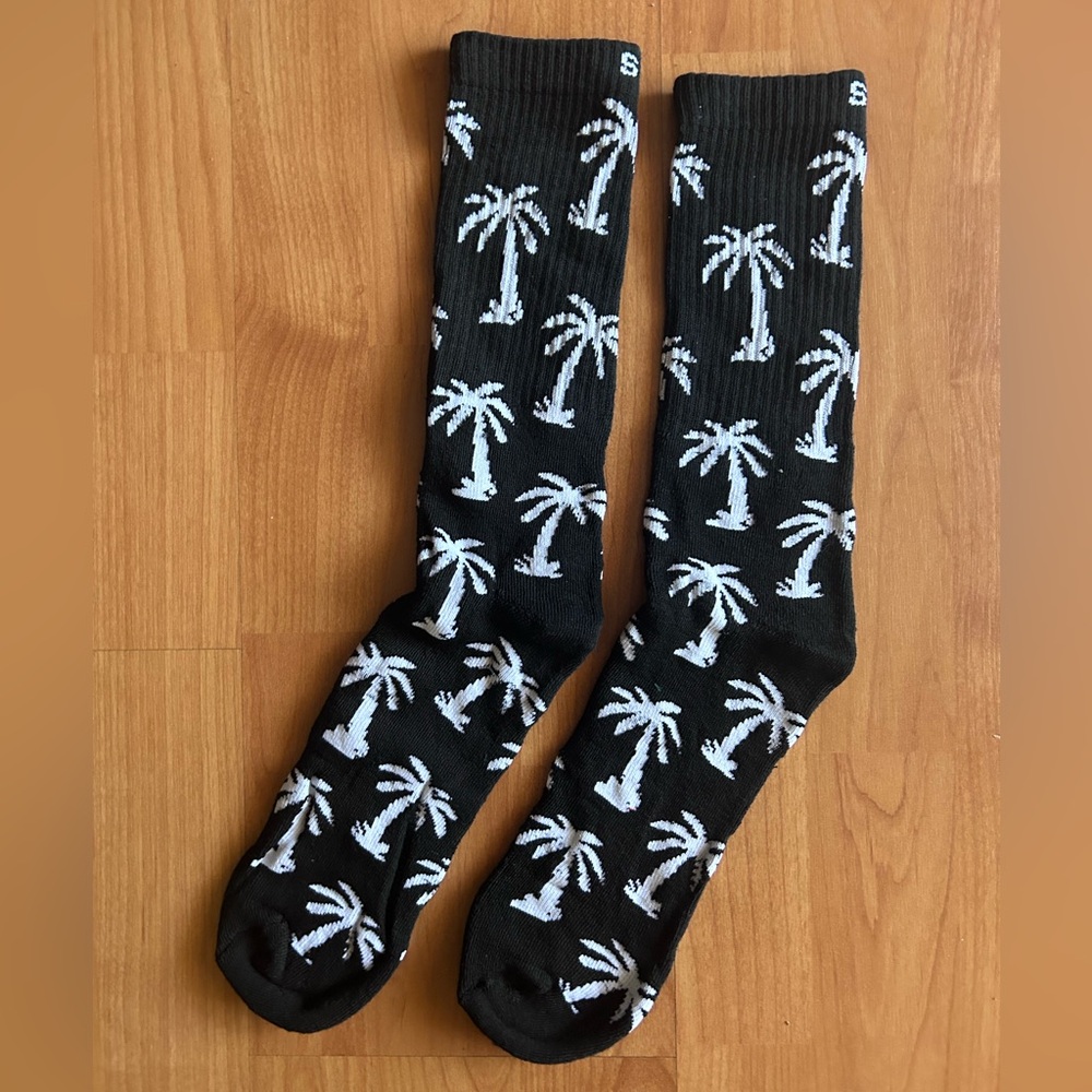 NEW Black and White Palm Tree Thick Cotton Socks
